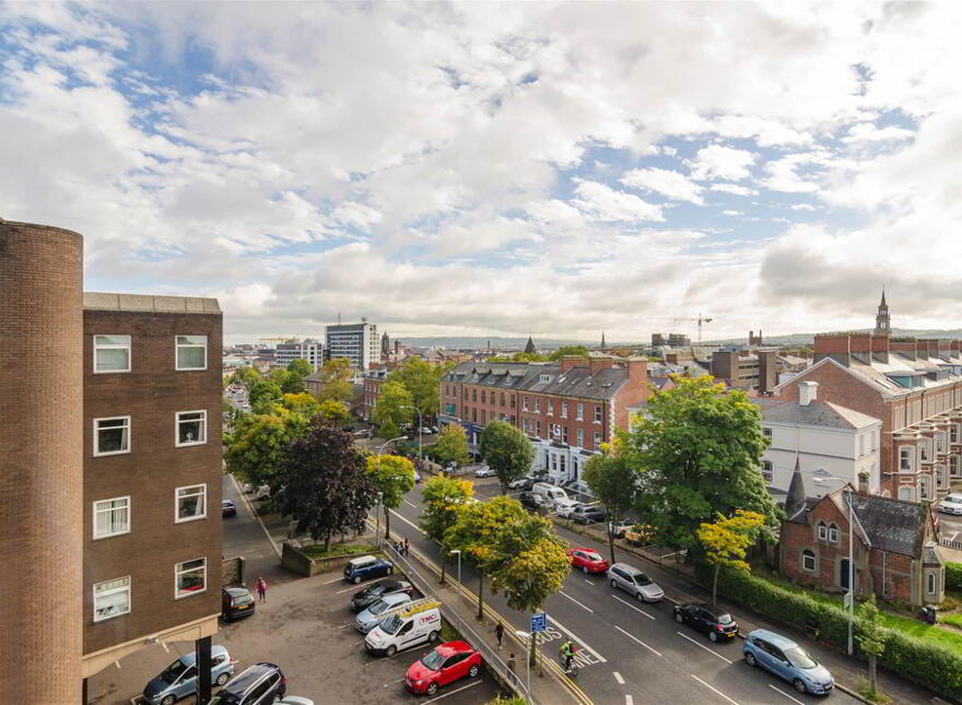 5.2, 117 Lisburn Road, Belfast, BT9 7AF