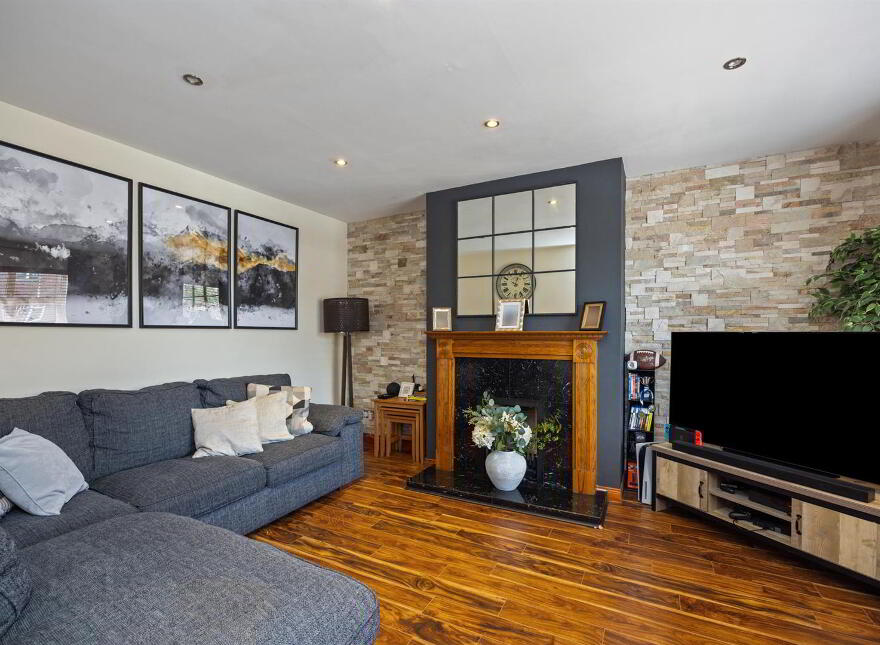 136 Ashmount Park, Belfast, BT4 2FL