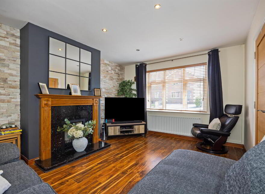 136 Ashmount Park, Belfast, BT4 2FL