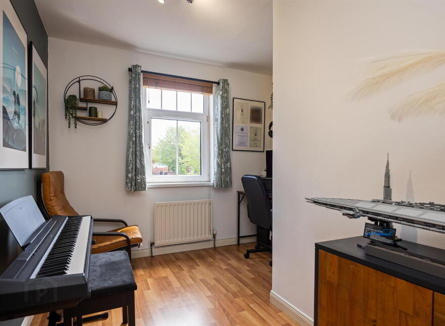 136 Ashmount Park, Belfast, BT4 2FL