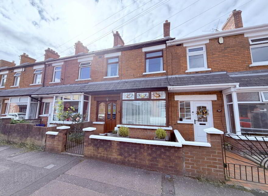 39 Willowfield Parade, Belfast, BT6 8HQ photo