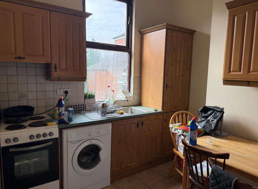 5 Eglantine Avenue, Belfast, BT9 6DW