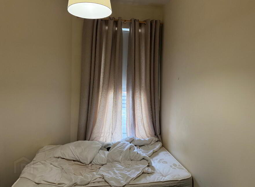 5 Eglantine Avenue, Belfast, BT9 6DW