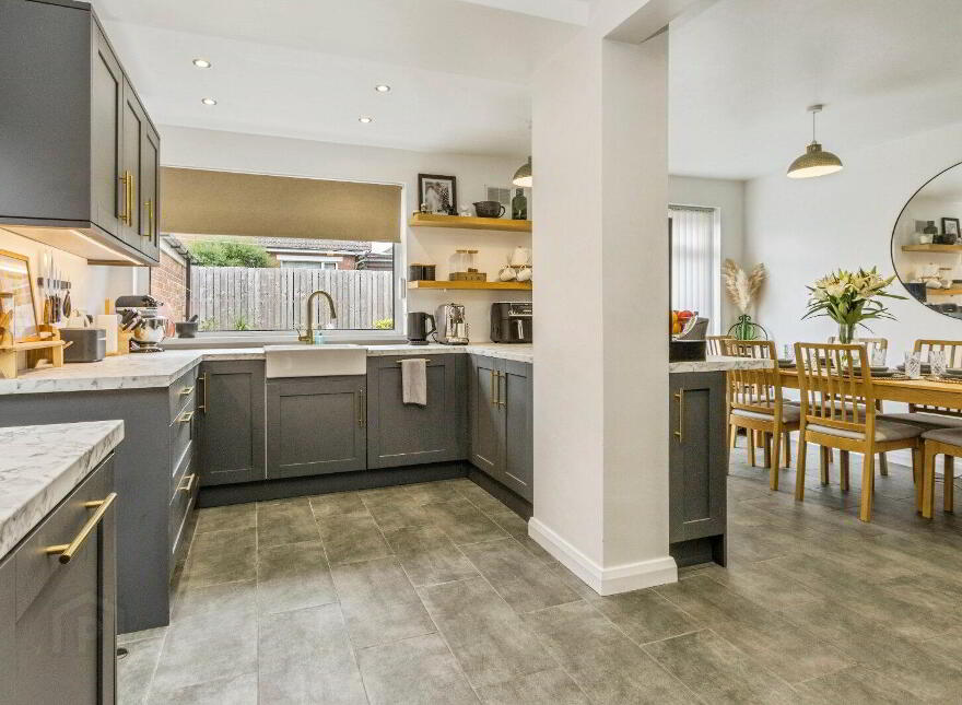 68 Glen Road, Castlereagh, Belfast, BT5 7LU