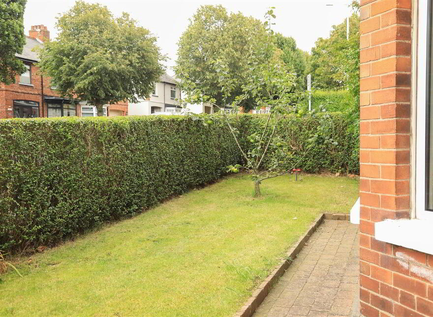 75 Bloomfield Road, Belfast, BT5 5LS