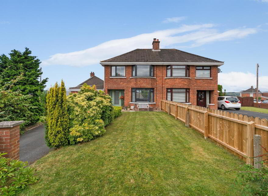 12 Glenview Crescent, Belfast, BT5 7LX