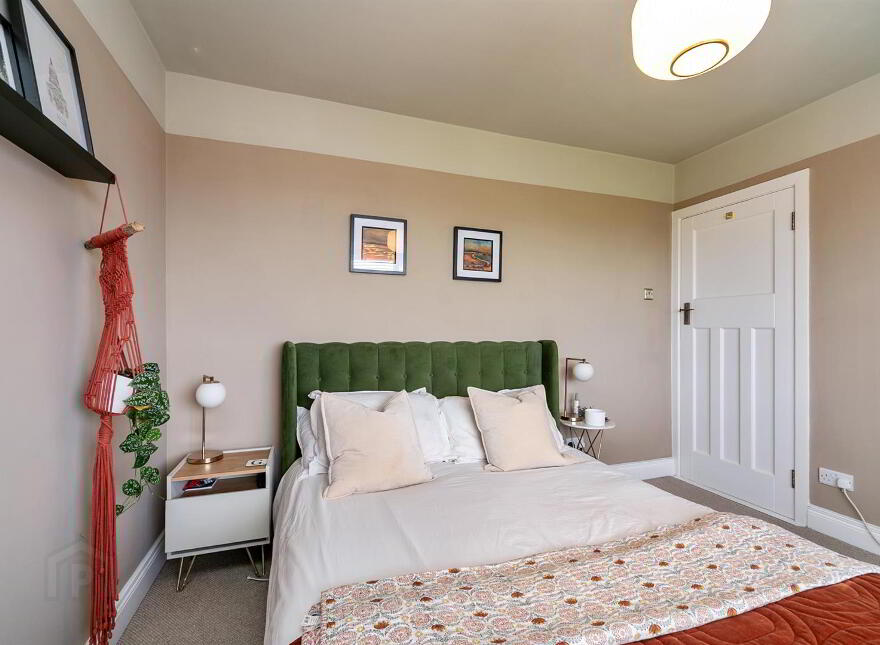 12 Glenview Crescent, Belfast, BT5 7LX