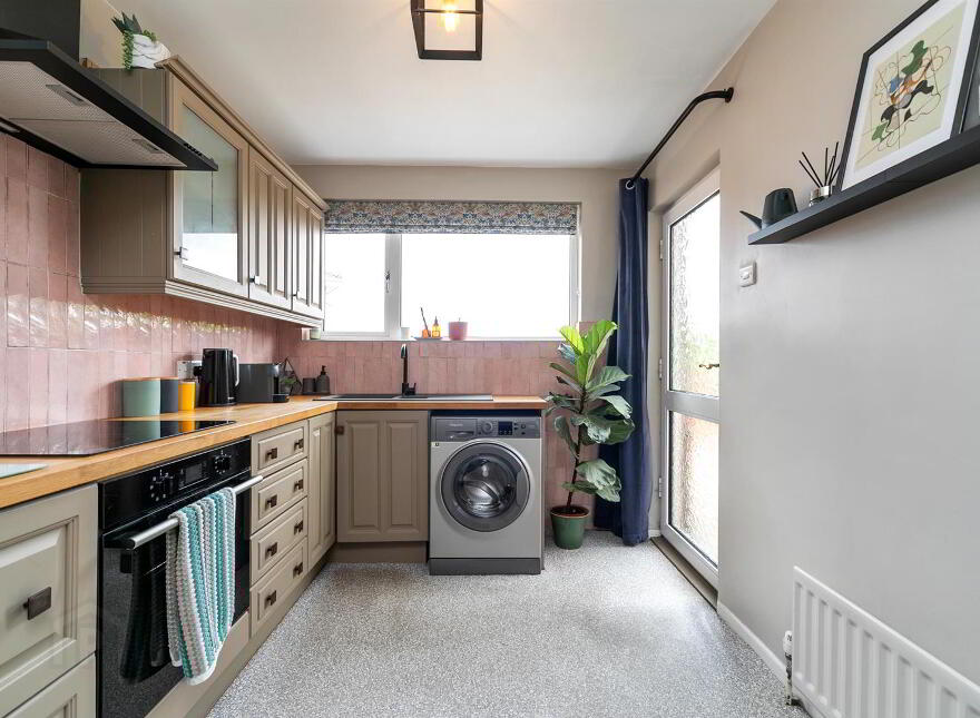 12 Glenview Crescent, Belfast, BT5 7LX