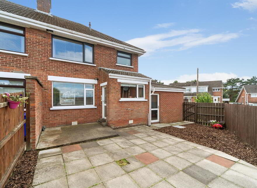 12 Glenview Crescent, Belfast, BT5 7LX