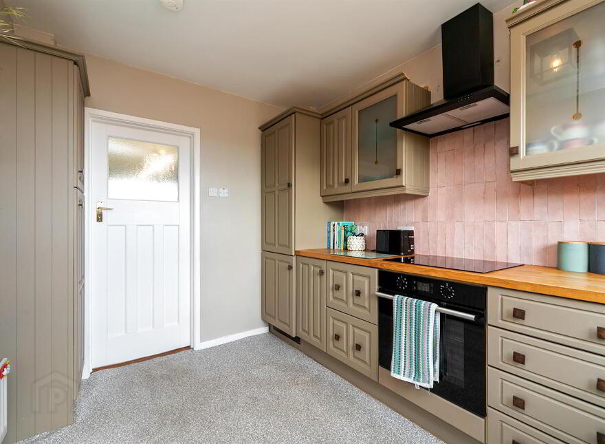 12 Glenview Crescent, Belfast, BT5 7LX