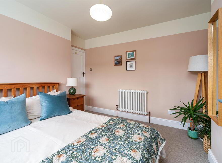 12 Glenview Crescent, Belfast, BT5 7LX