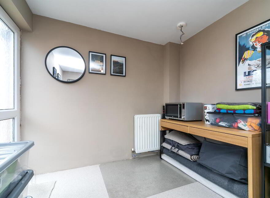 12 Glenview Crescent, Belfast, BT5 7LX