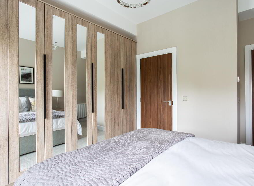 Lesley Park Royal, 1 Rosepark Gardens, Belfast, BT5 7WL