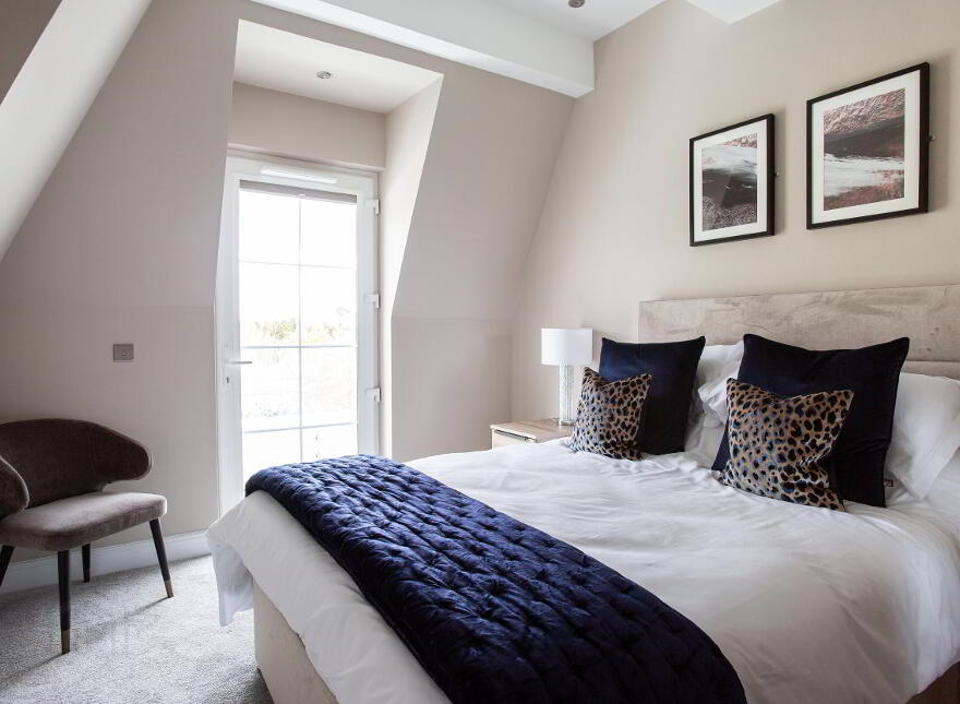 Lesley Park Royal, 1 Rosepark Gardens, Belfast, BT5 7WL