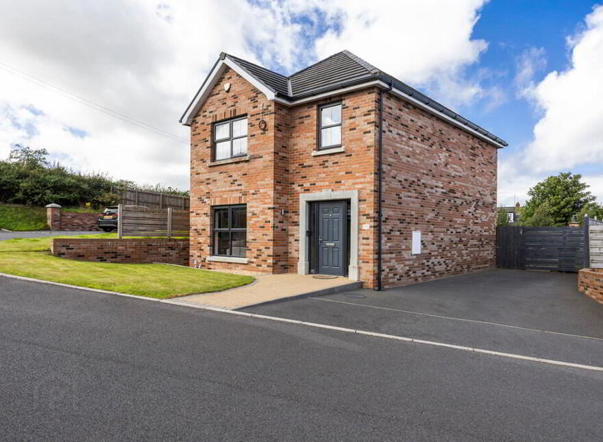 11 Chestnut Lodge, Drumbo, Lisburn, BT27 5FA