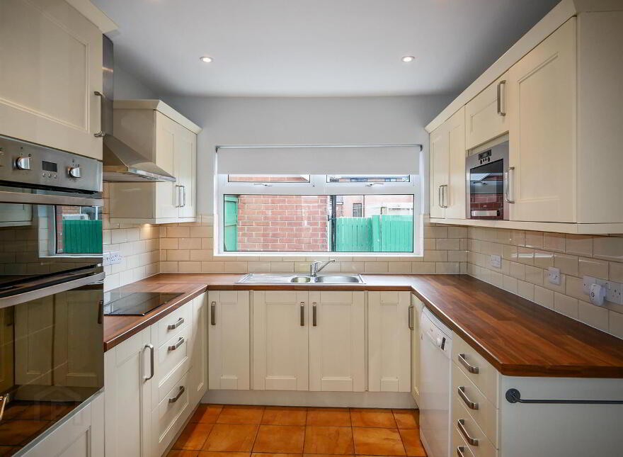 22 Cheltenham Gardens, Rosetta, Belfast, BT6 0HS