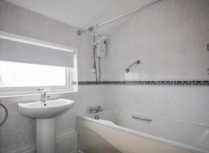 22 Cheltenham Gardens, Rosetta, Belfast, BT6 0HS