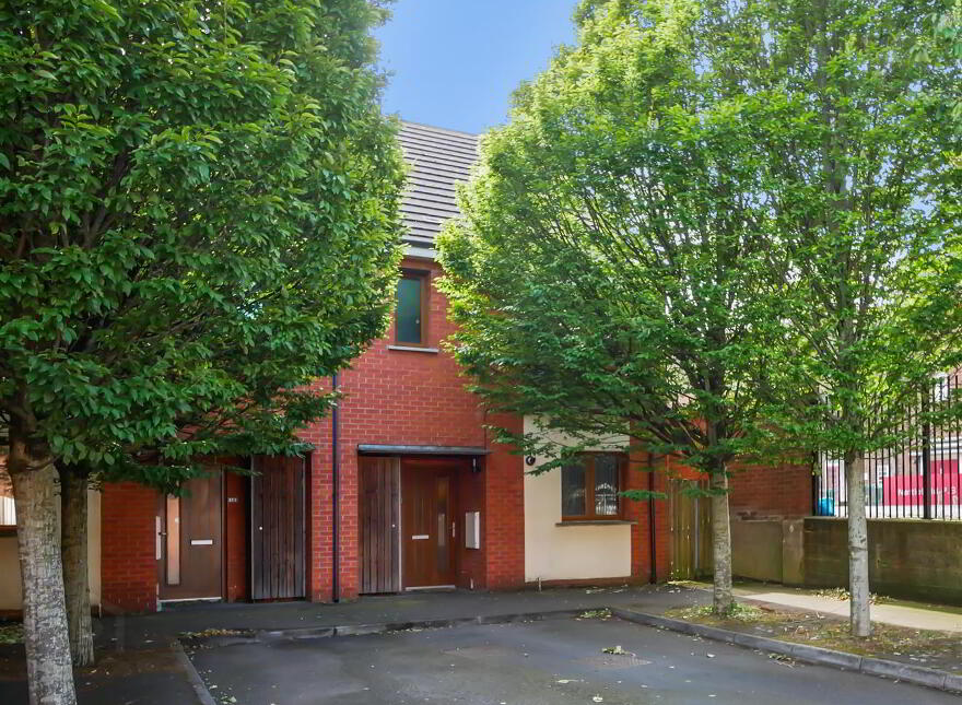 20 Halcombe Street, Woodstock Road, Belfast, BT6 8BE photo