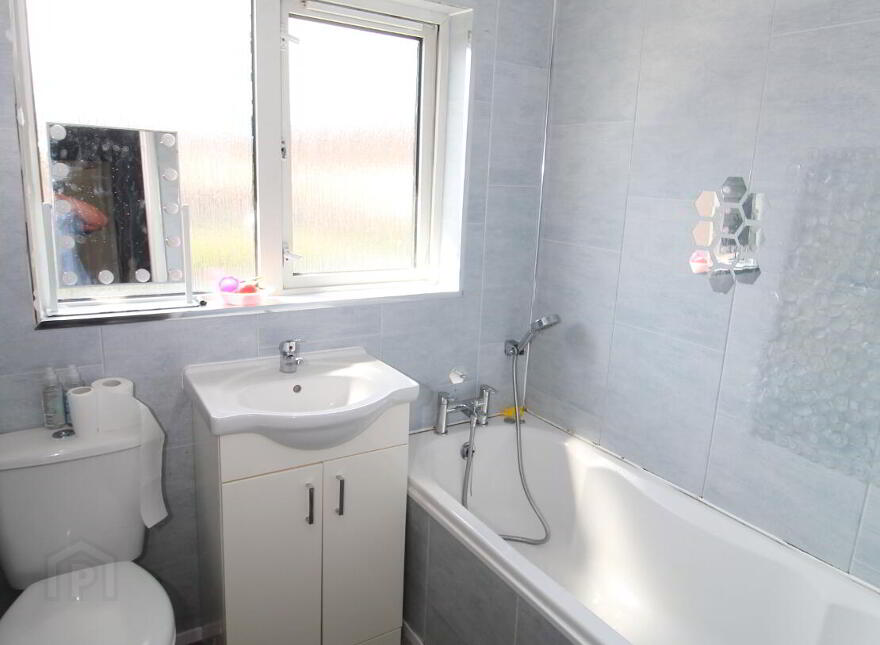 10 Kennedy Drive, Lambeg, Lisburn, BT27 4HY