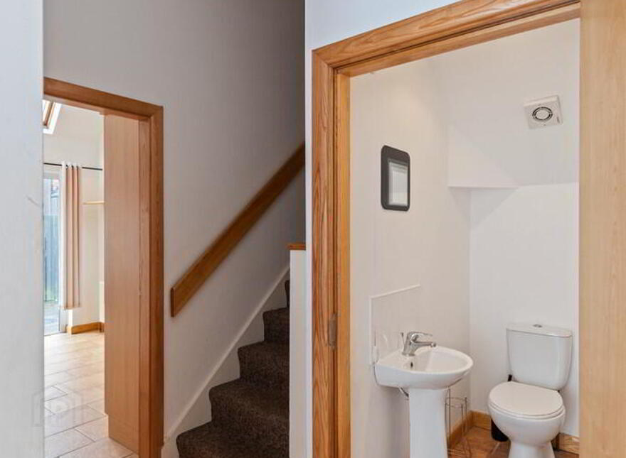 2 Earlston Mews, 12 Annadale Avenue, Belfast, BT7 3JH