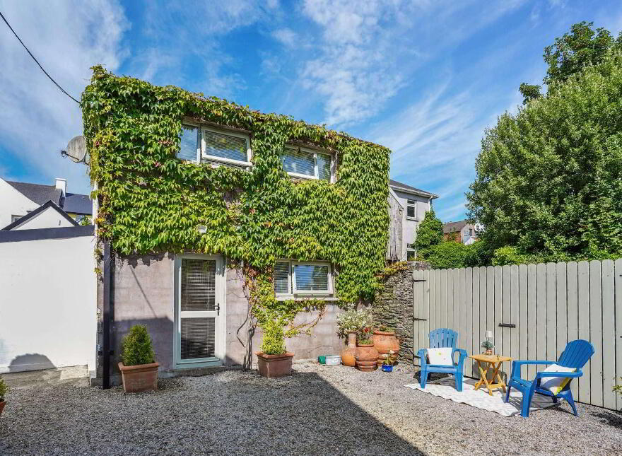 Na Clocha Lia, Station Road, Kingscourt, A82A7N9