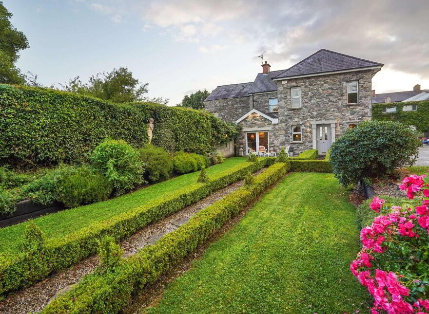Na Clocha Lia, Station Road, Kingscourt, A82A7N9
