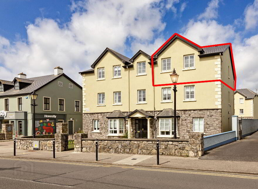 6 Laressa Court, Shore Road, Strandhill
