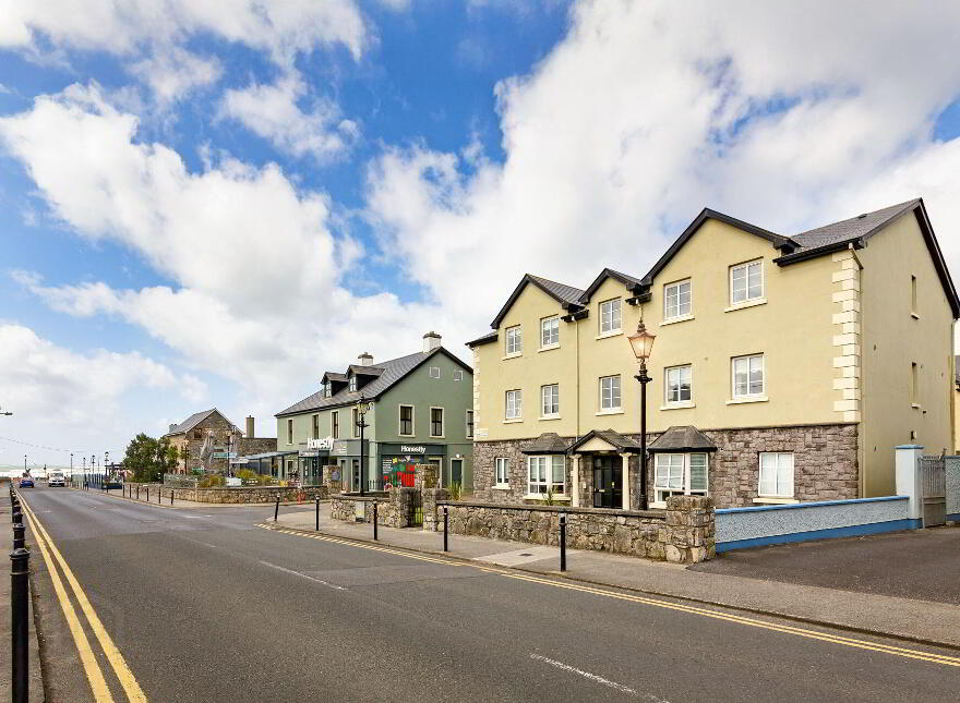 6 Laressa Court, Shore Road, Strandhill