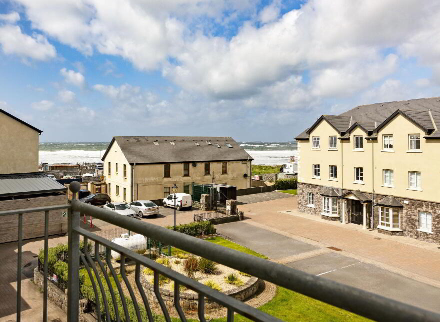 6 Laressa Court, Shore Road, Strandhill