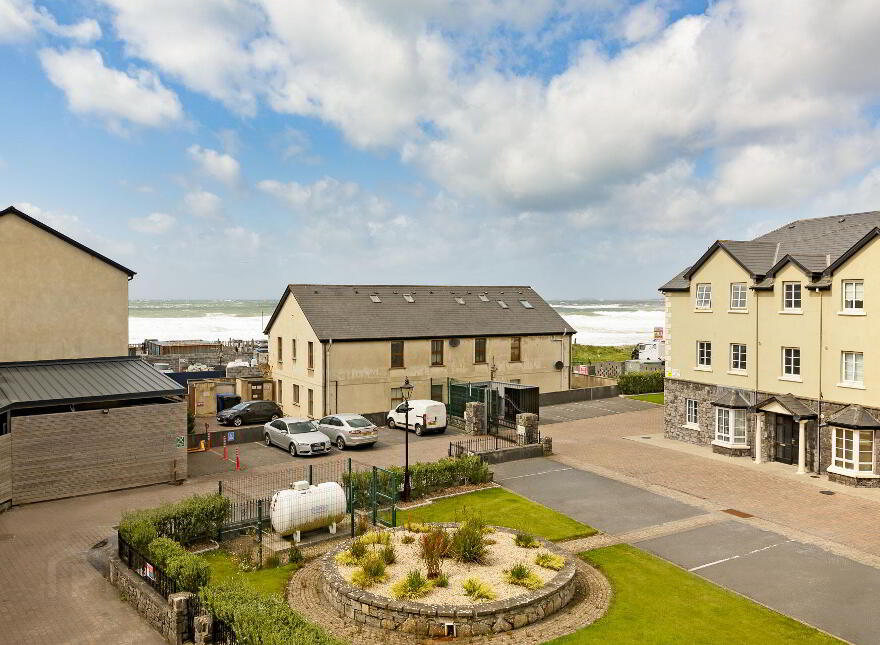 6 Laressa Court, Shore Road, Strandhill