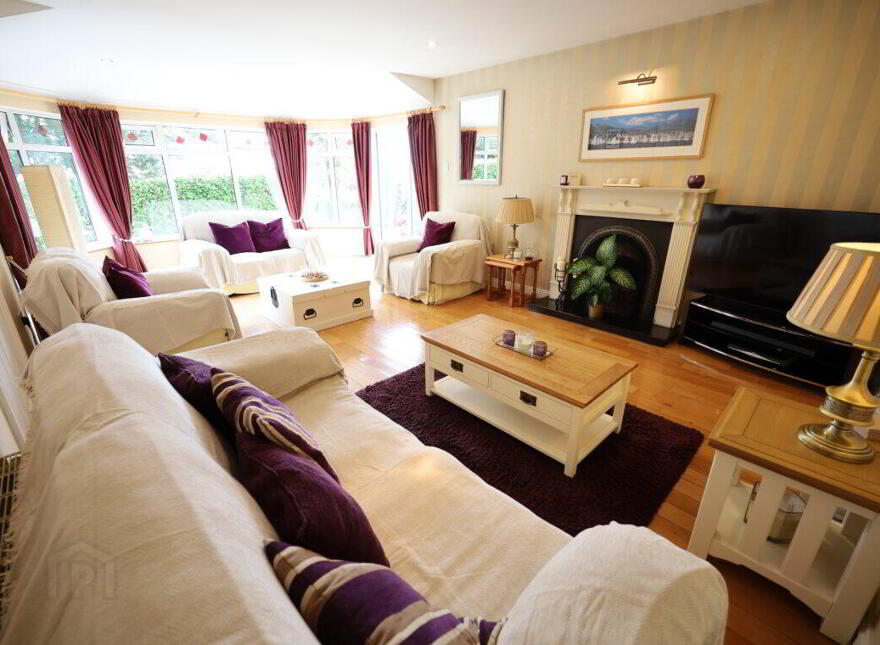 Wilbury, Ballinrea Road, Carrigaline, P43P661