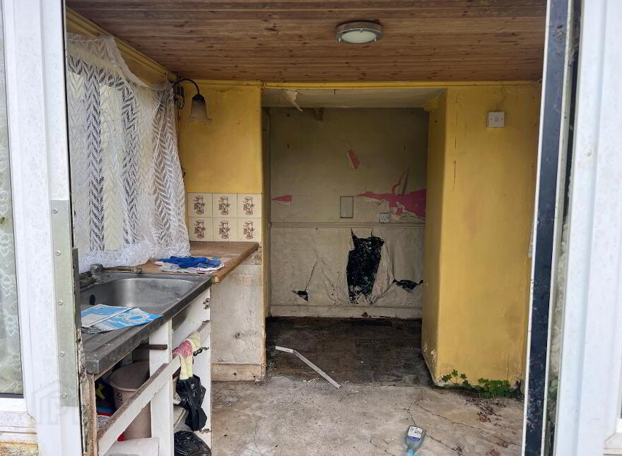 Ballinaslaney, Oylegate, Y21P718