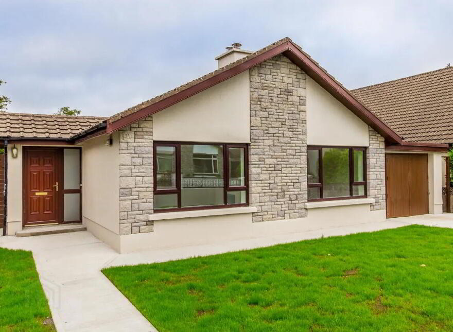 5 Brookvale Avenue, Roscommon Town, F42KC43 photo