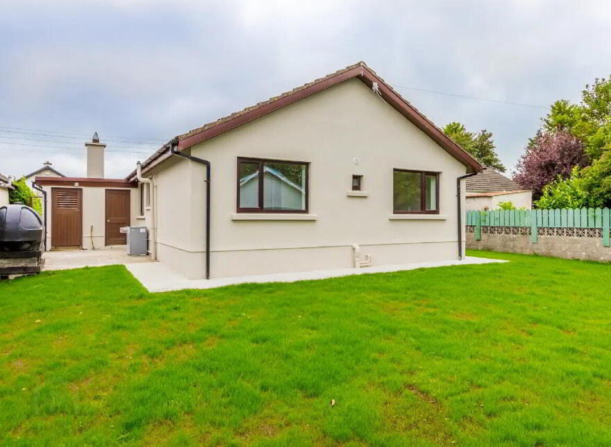 6 Brookvale Avenue, Roscommon Town, F42KC43