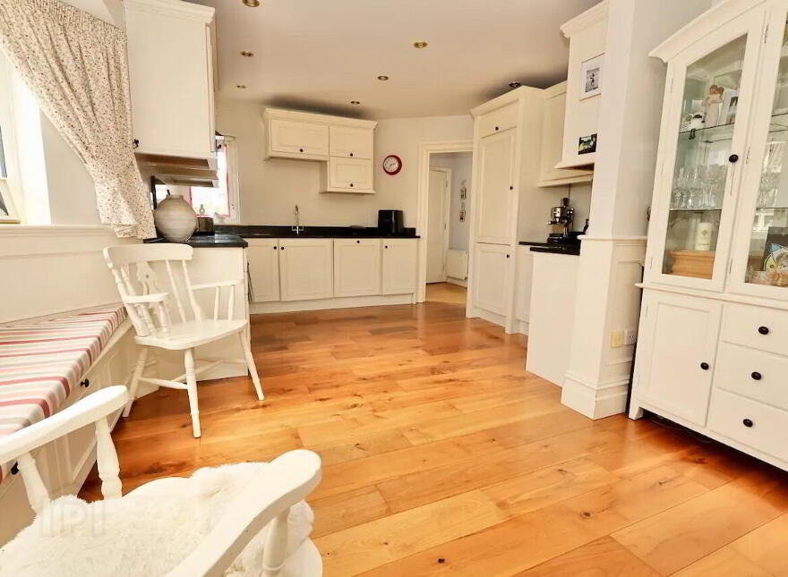 23 Moreno, Arcadia, Athlone, N37V6V6