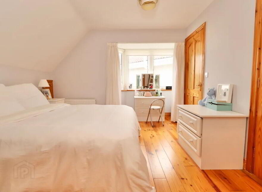 23 Moreno, Arcadia, Athlone, N37V6V6