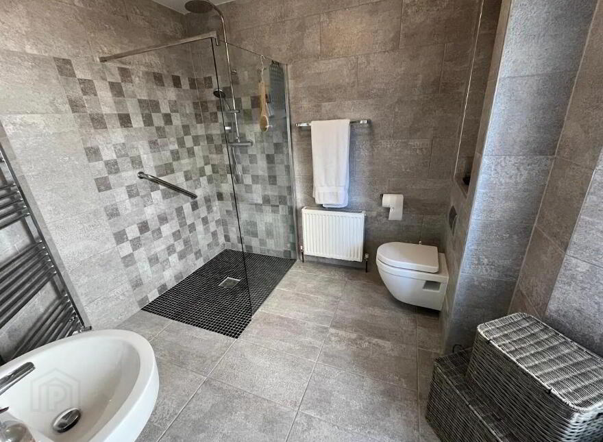 23 Moreno, Arcadia, Athlone, N37V6V6