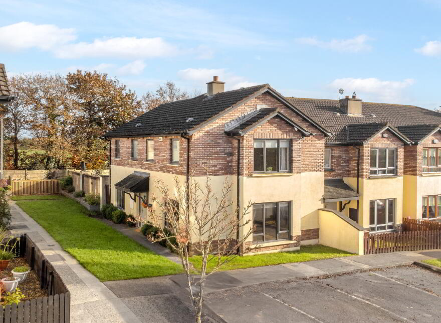 63 The Green, Clonattin Village, Gorey, Y25R650 photo