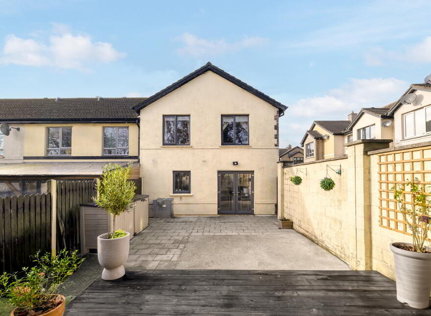 63 The Green, Clonattin Village, Gorey, Y25R650