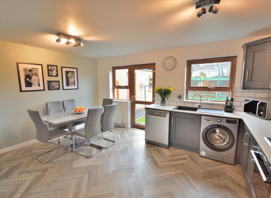29 Stonebridge Square, Conlig, Newtownards, BT23 7QU