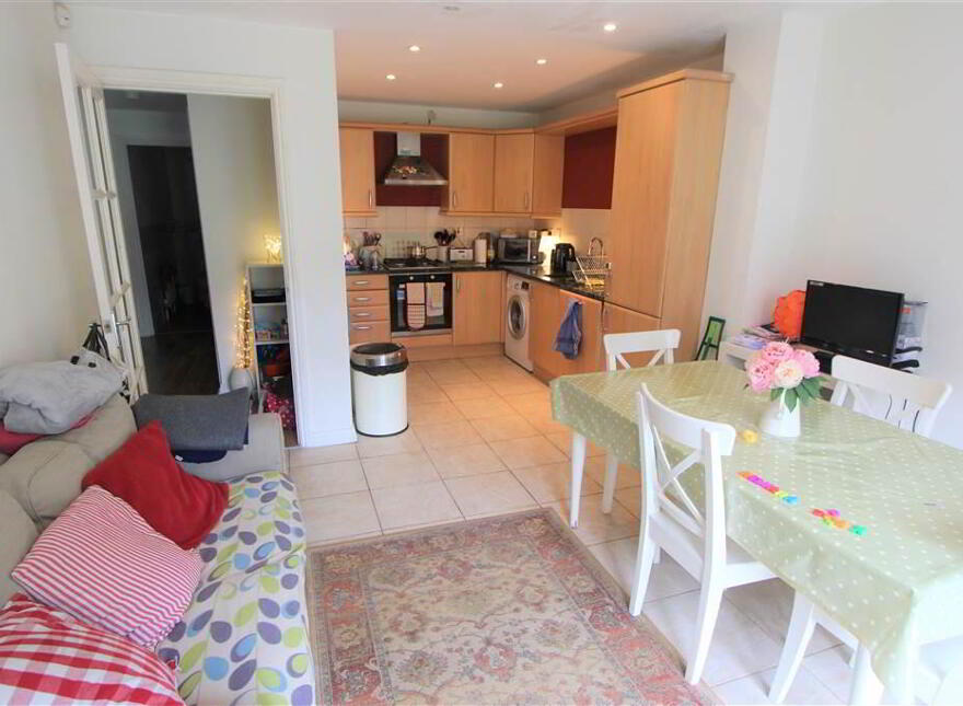 8 The Boulevard, Wellington Square, Belfast, BT7 3LN