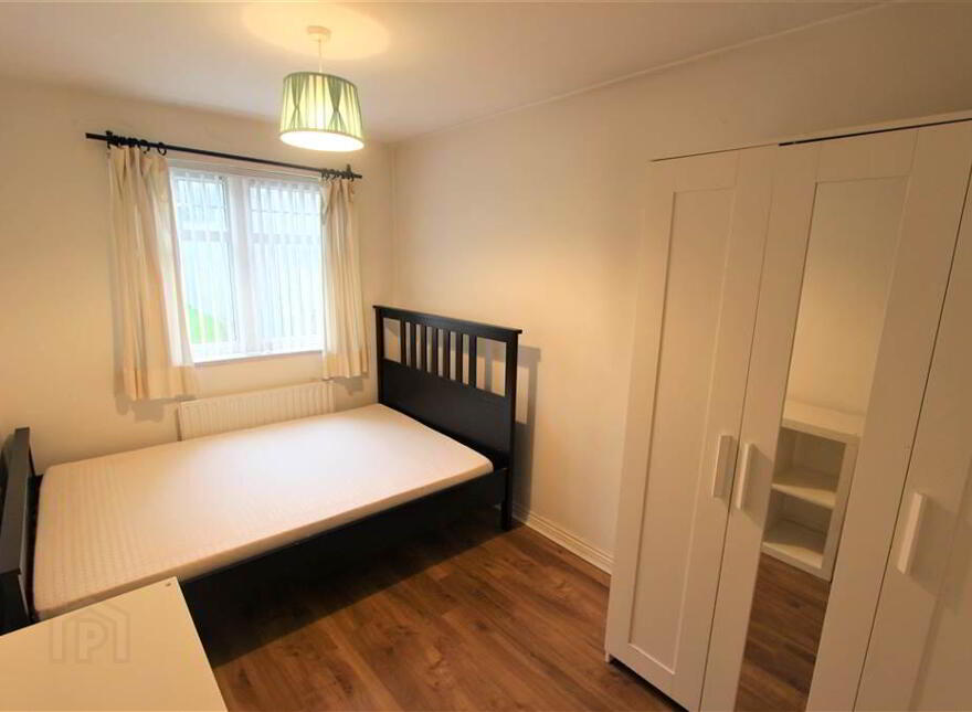 8 The Boulevard, Wellington Square, Belfast, BT7 3LN