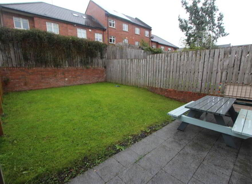 8 The Boulevard, Wellington Square, Belfast, BT7 3LN