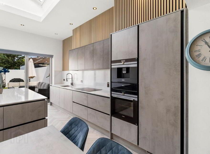 4 Avenue De Rennes, Mahon, Cork