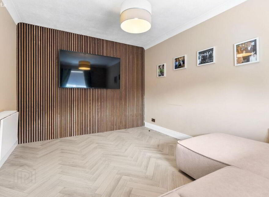 4 Avenue De Rennes, Mahon, Cork