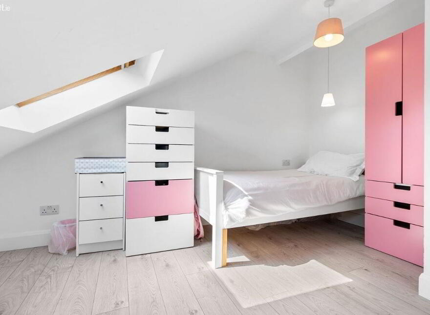 4 Avenue De Rennes, Mahon, Cork