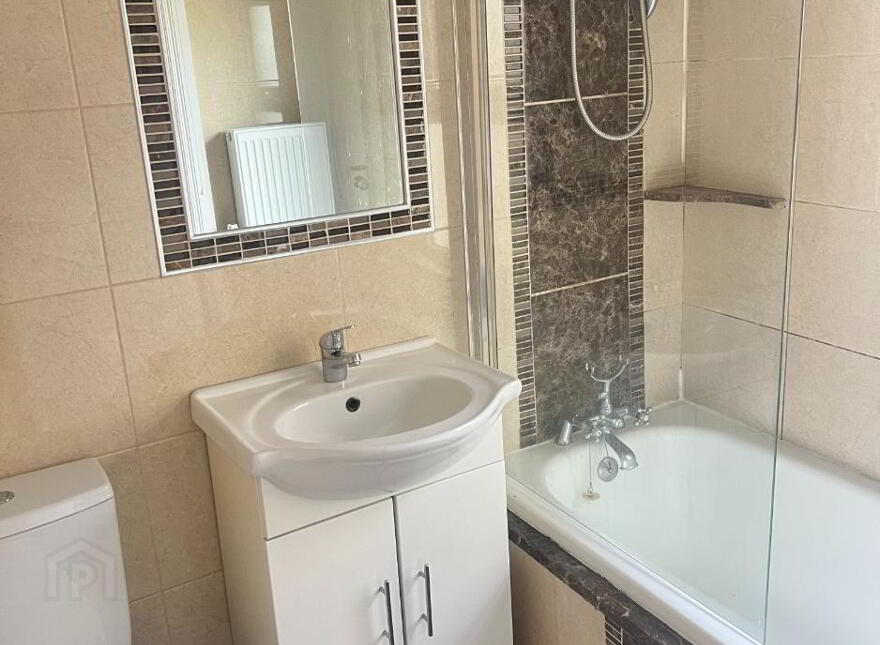 39 Summer Hill, Warrenpoint, BT34 3JB