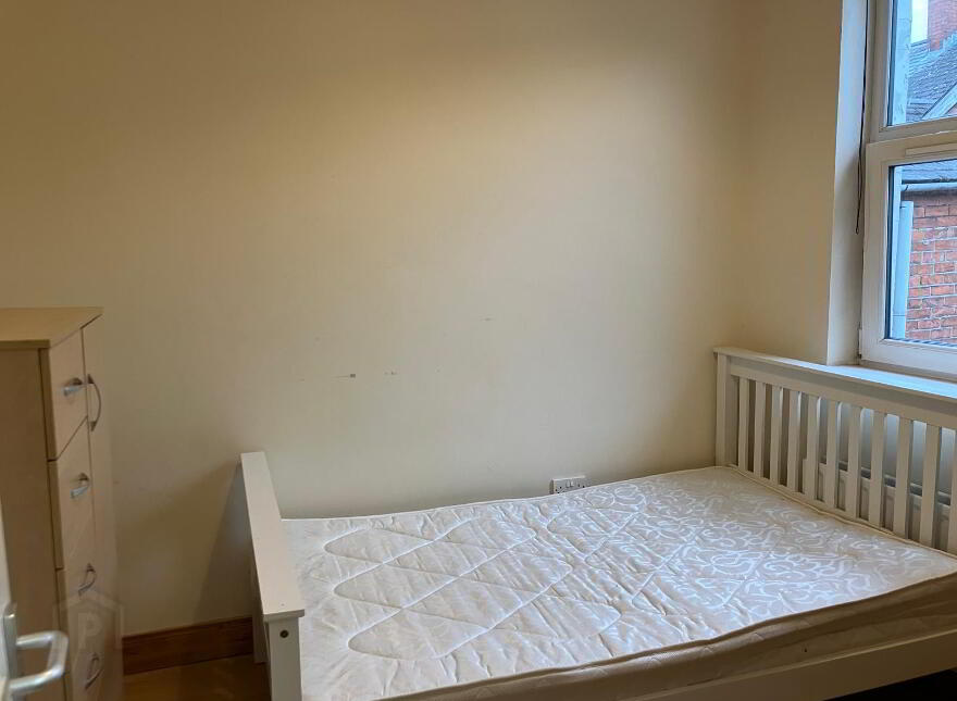 22 Agincourt Street, Belfast, BT7 1RB