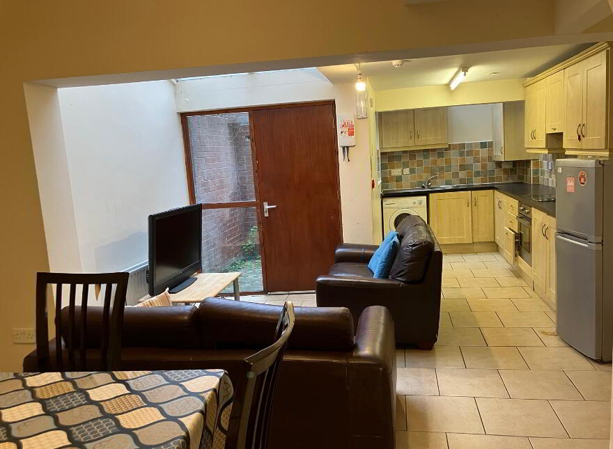 22 Agincourt Street, Belfast, BT7 1RB