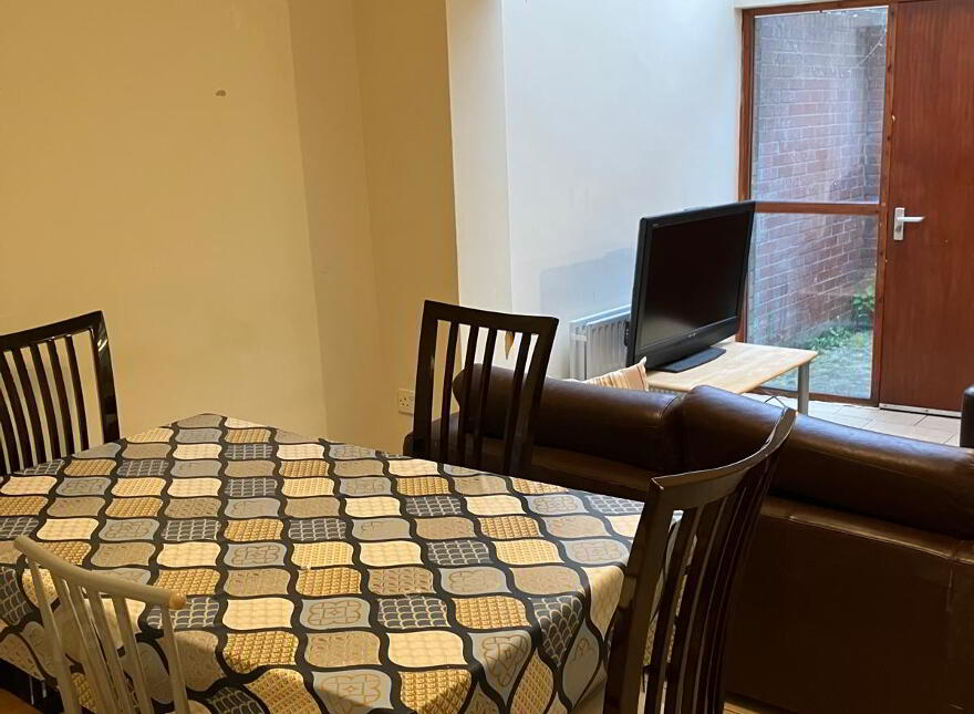 22 Agincourt Street, Belfast, BT7 1RB